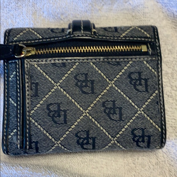 Dooney&Burke Black wallet - Picture 3 of 6